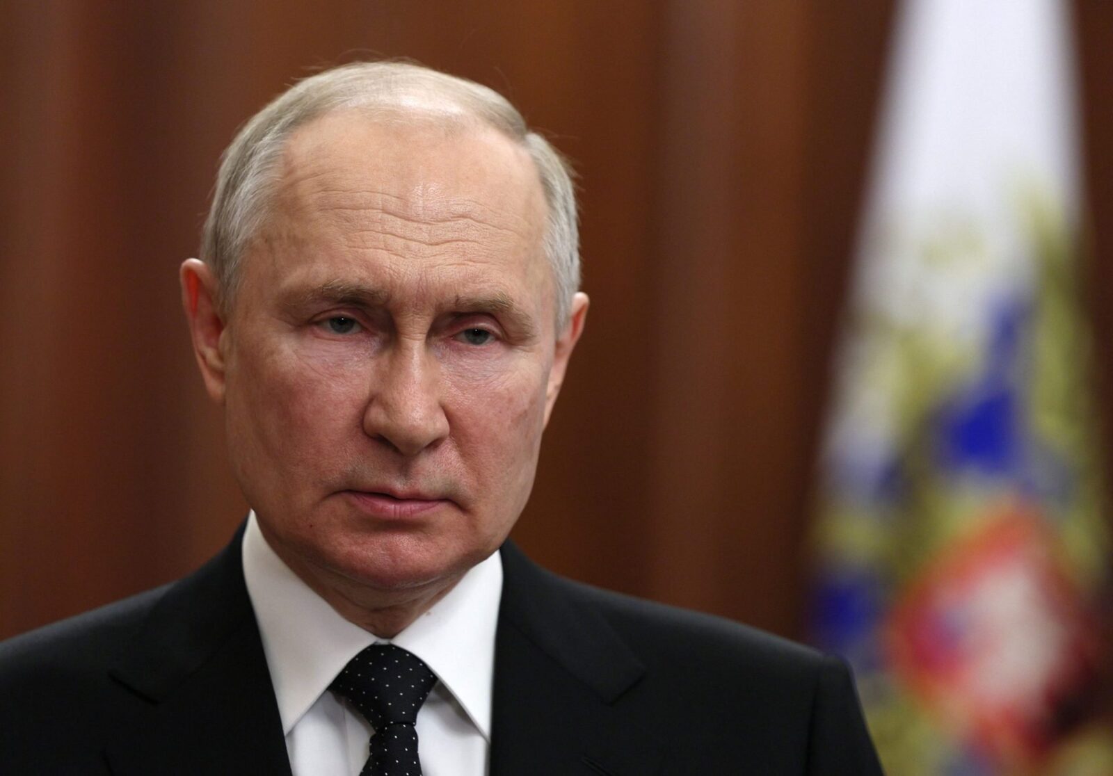 Încetare temporară a focului propusă de Vladimir Putin pentru Paștele ortodox Președintele Rusiei, Vladimir Putin, a anunțat o încetare temporară a focului în Ucraina, cu ocazia sărbătorilor pascale ortodoxe