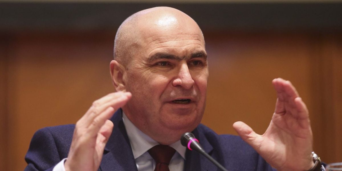 Consilier BNR, apărare pentru Bolojan: Porecla „Ilie sărăcie”, judecată greșită