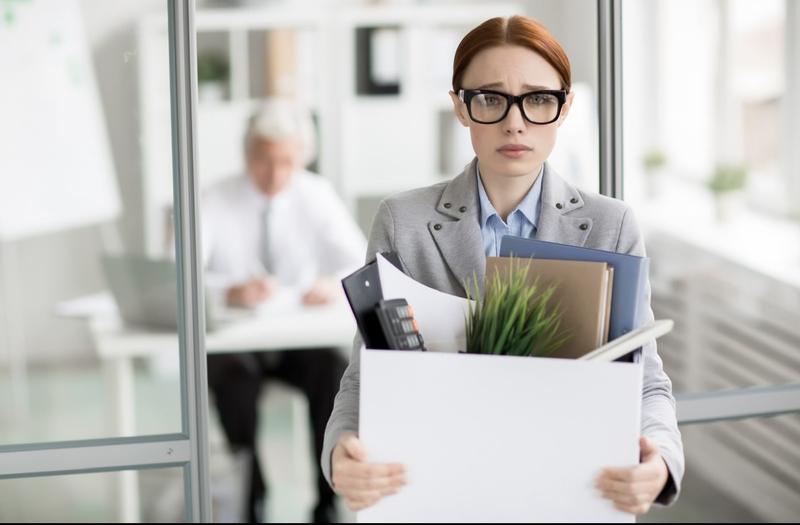 Criza lovește Europa: Val de concedieri, ce motive invocă multinaționalele