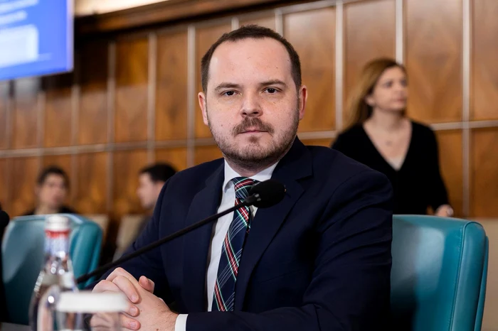 Datoria URIAȘĂ de 600 milioane euro: Ce se întâmplă cu banii