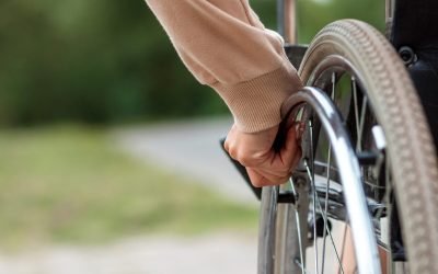 În 2026, pensia de invaliditate va fi reglementată prin noi reguli, iar drepturile persoanelor aflate în această situație vor fi revizuite după o perioadă de tranziție