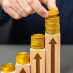 Investitori străini, optimiști cu România, dar frânează investițiile