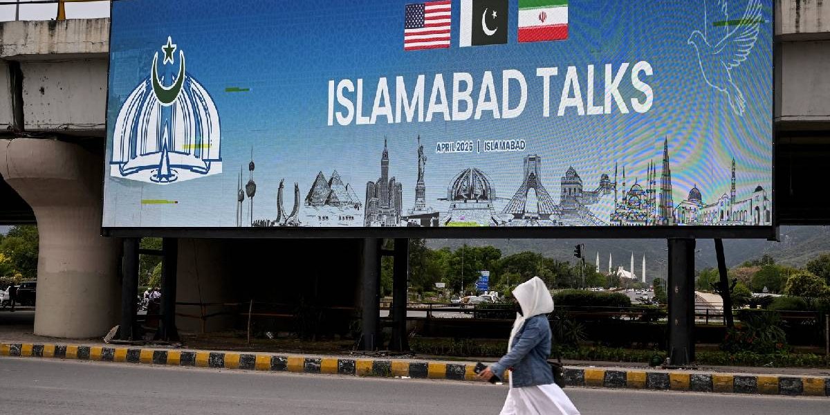 Război Iran: Ziua 43. Negocieri SUA-Iran la Islamabad. O singură navă în Strâmtoarea Ormuz