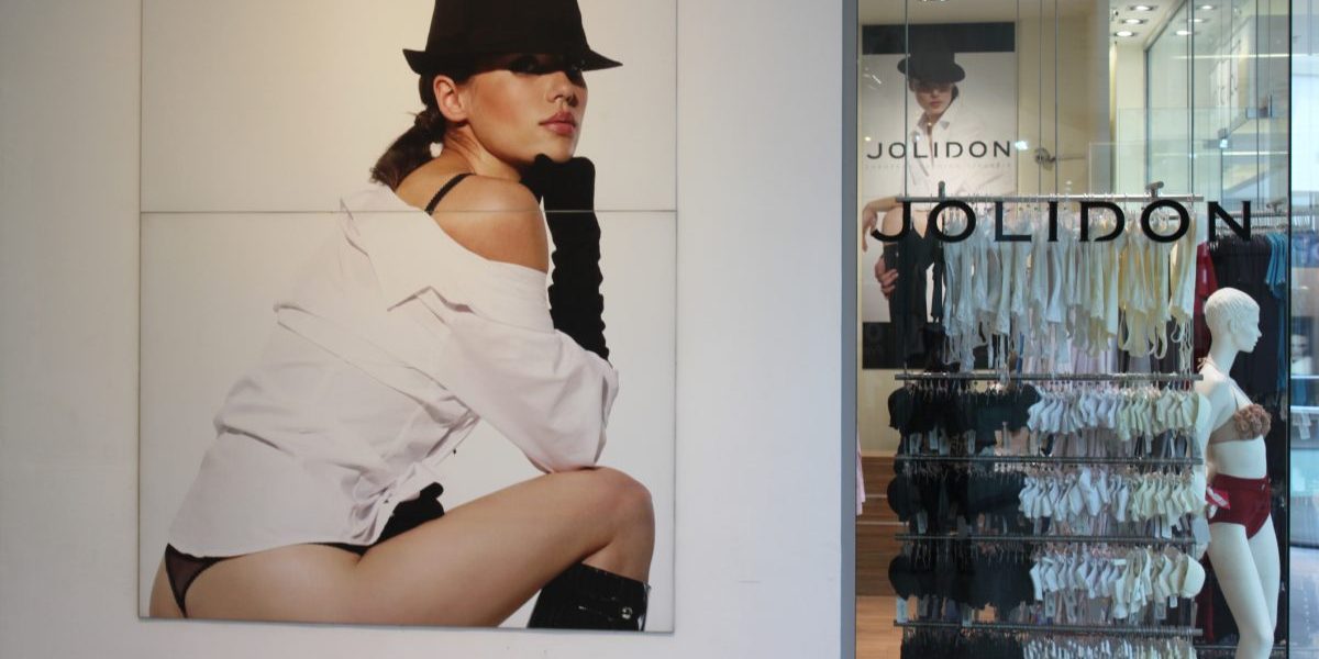 JOLIDON, brandul de lenjerie, intră în insolvență: Ce urmează pentru România