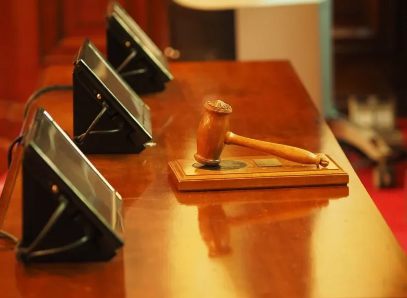 Tribunal din Italia, decizie istorică: Româncă reangajată după ce i-a fost contestată diploma de la Târgu Mureș