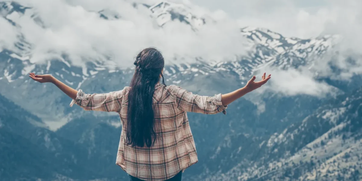 Poiana Brașov, Bran și Moieciu, GOALE de Paște: Românii, acasă, sfidând riscul de avalanșe