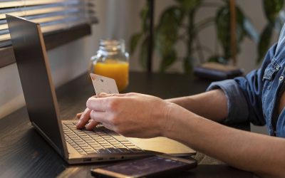 Prim-ministrul Thailandei, Anutin Charnvirakul, a anunțat luni extinderea măsurilor de economisire a energiei în toate instituțiile guvernamentale, ca răspuns la riscul unei crize energetice generate de incertitudinea aprovizionării, influențată de războiul din Orientul Mijlociu