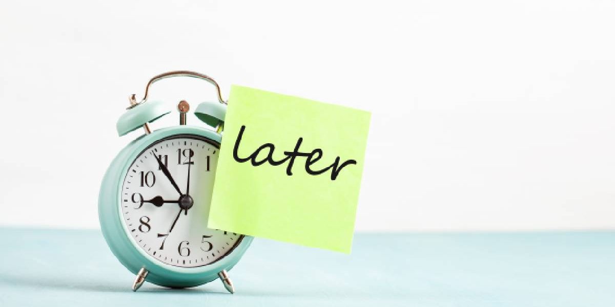 De ce amânăm, chiar dacă știm că ne afectează: Psihologii explică