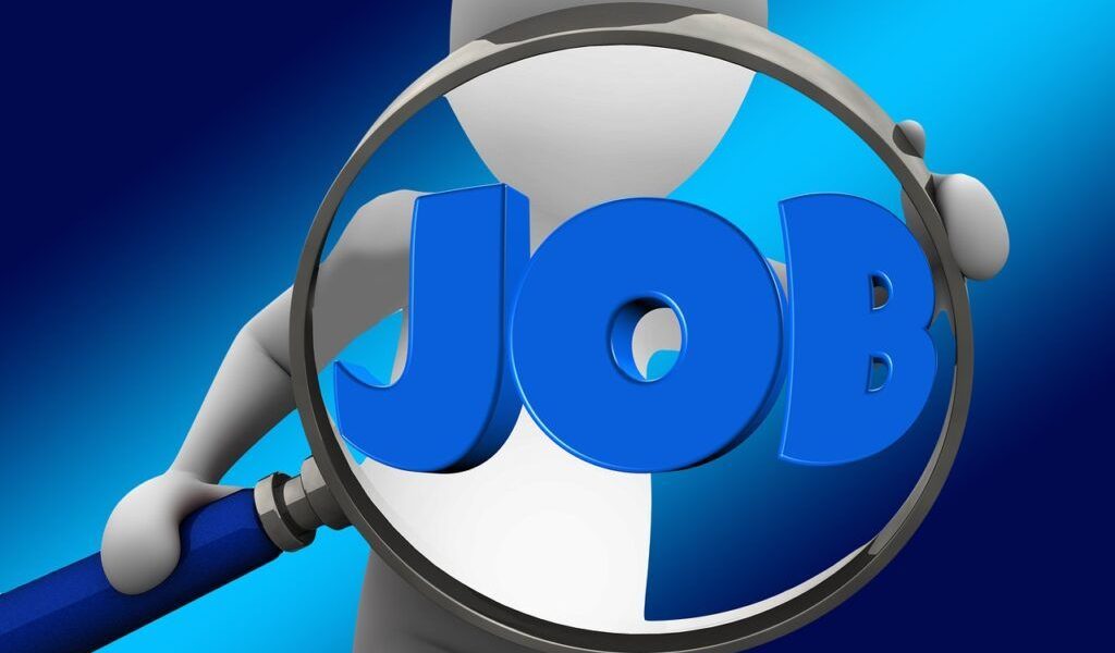 Țara europeană unde faci mii de euro fără facultate. Se caută angajați