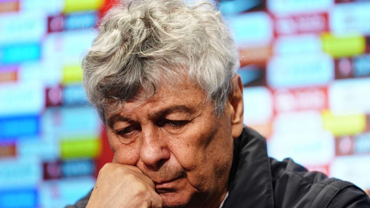 Mircea Lucescu, fostul mare antrenor și simbol al fotbalului românesc, se află internat în stare critică la Spitalul Universitar de Urgență București, după ce a suferit un infarct vineri, 3 aprilie