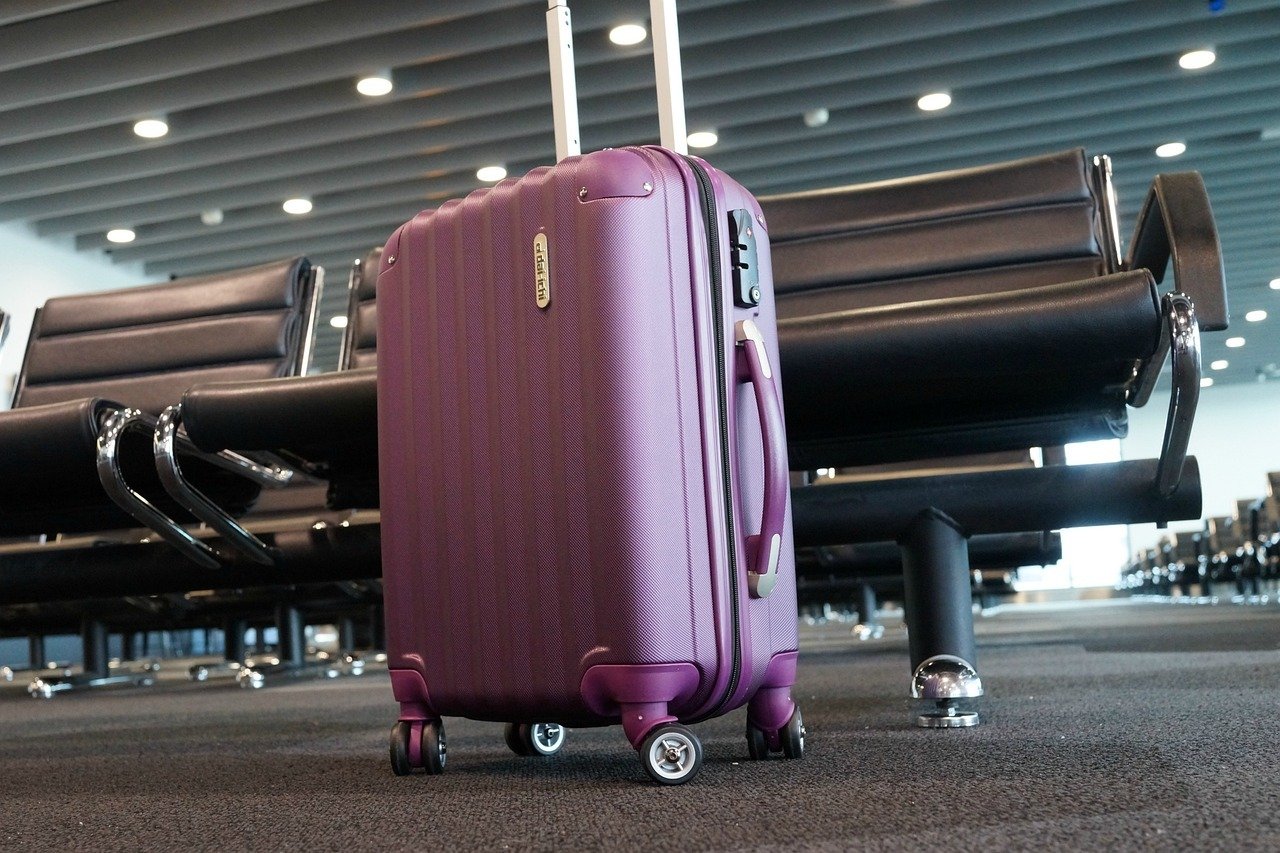 Ai pierdut valiza în aeroport? Google lansează soluția în Find Hub