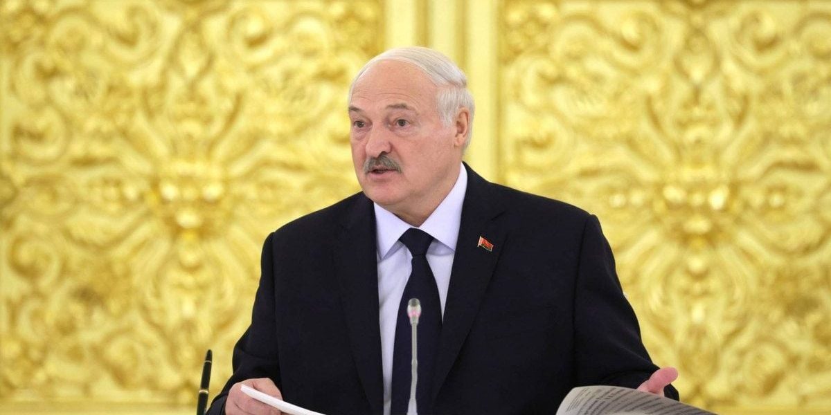 Mișcări militare: Lukașenko, avertizat de Ucraina că va avea soarta lui Maduro