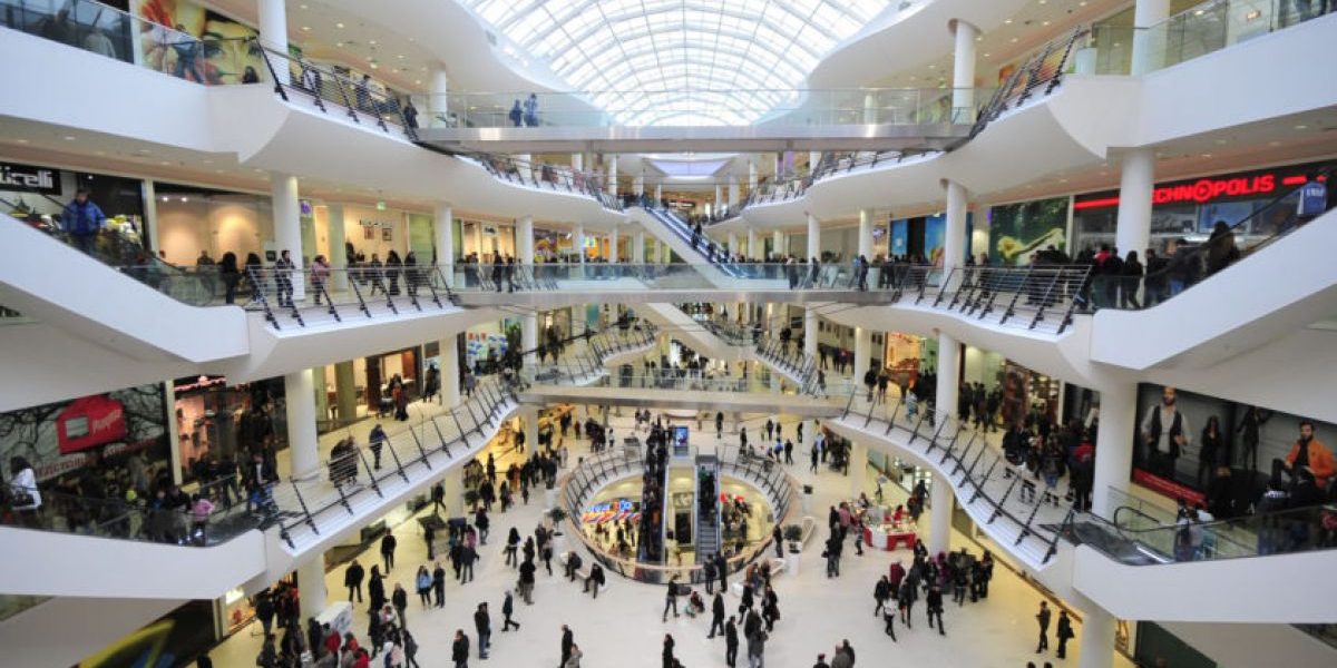 Criză în retail: Vânzările au scăzut cu 7,6% în primele două luni din 2026