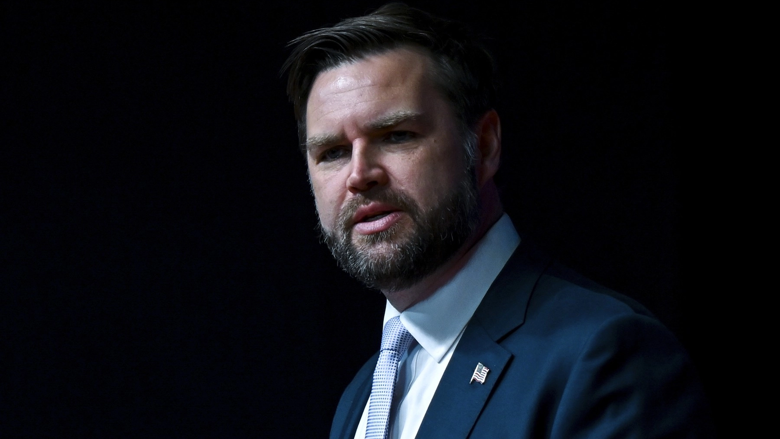J.D. Vance, afectat de rezultatul alegerilor din Ungaria: „Mă întristează”