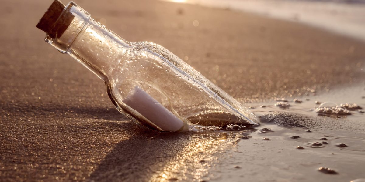 Șanse ULUITOARE: Poți găsi un mesaj în sticlă? Răspunsul te va surprinde