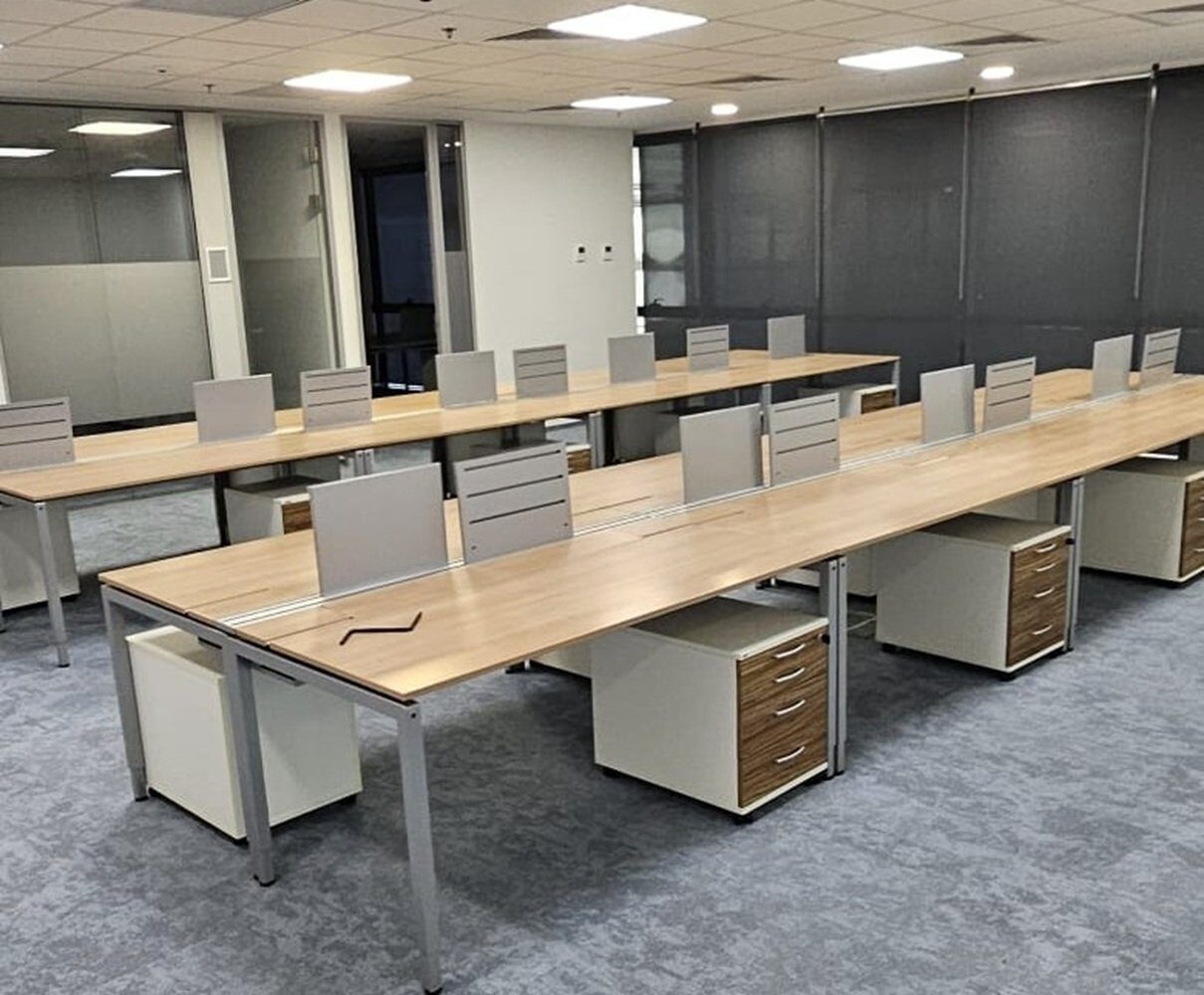 Piața românească de mobilier de birou, la jumătatea potențialului european Piața de mobilă de birou din România este estimată la o valoare de aproximativ 400 de milioane de euro anual
