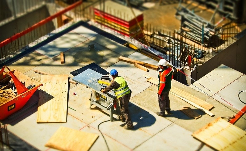 Criză în construcții: Două treimi din firme, cu lucrări în scădere în 2026