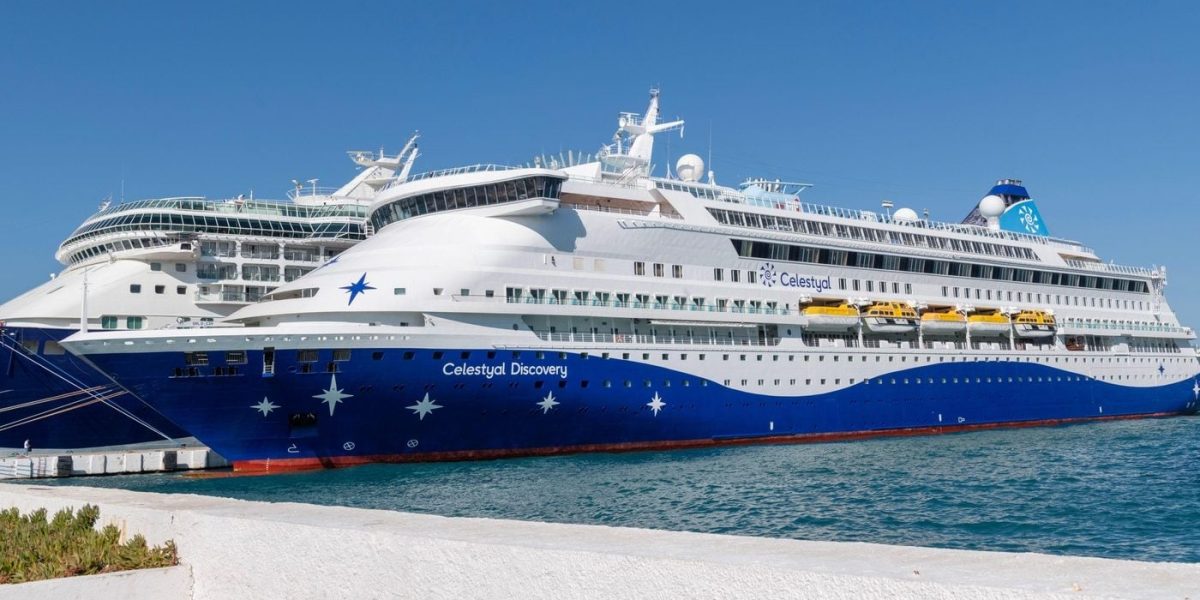 Navă de lux, sfidare în Ormuz: Trafic scăzut, dar croazieră curajoasă