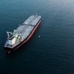 Trump prelungește suspendarea sancțiunilor contra petrolului rusesc