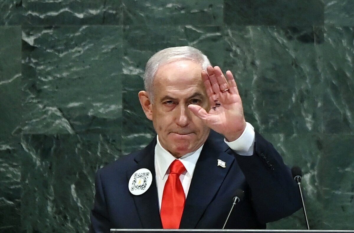 Gesturi obscene pentru premierul israelian, în direct din Spania