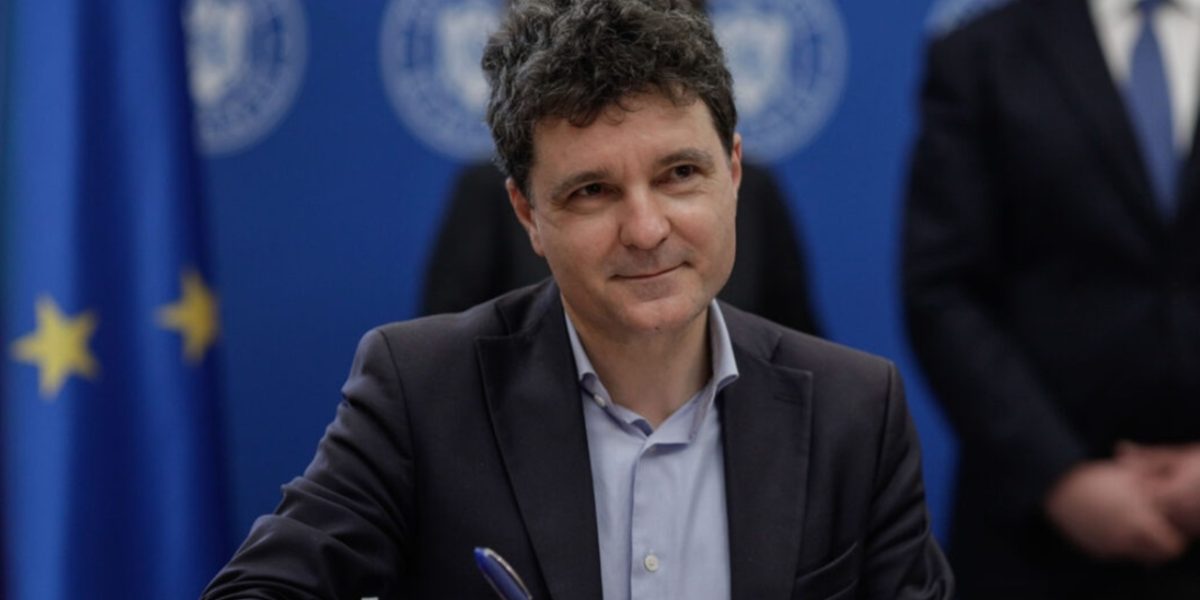 Nicușor Dan, decizie istorică: Tineri ieșiți din orfelinate primesc 3.168 lei lunar!