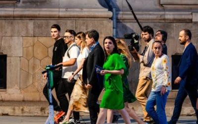 Investigație DIICOT și suspiciunile privind influențarea alegerilor prezidențiale din 2025 Ancheta DIICOT referitoare la distribuirea fotografiilor de către Elena Lasconi în campania pentru alegerile prezidențiale din 2025 nu s-a finalizat încă