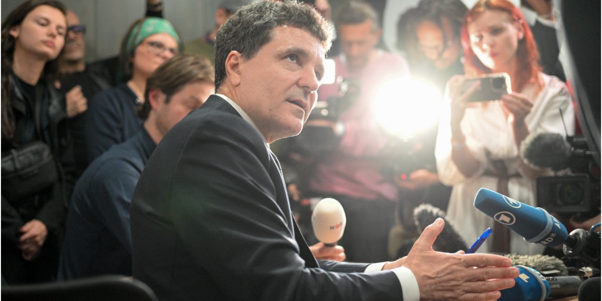 ONG-uri: Nicușor Dan, somat să-și respecte promisiunile electorale