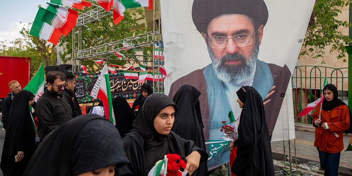 Noi detalii despre starea lui Mojtaba Khamenei: „Janbaz” la TV de stat