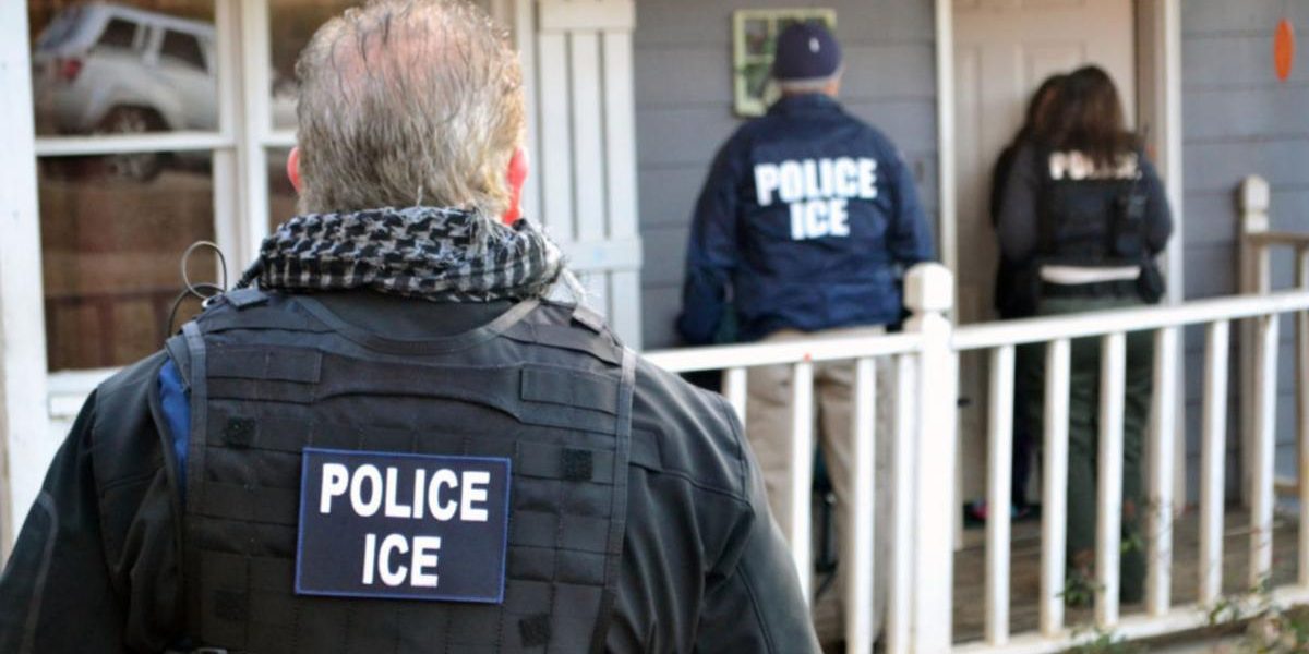 Franțuzoaica de 86 de ani, reținută de ICE după ce a mers în SUA pentru iubire