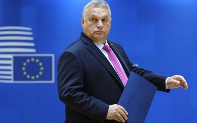 Orban se laudă: sunt un orator mai bun decât Ceaușescu