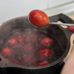 Ouă de Paște în exces? Ce poți face cu ele să nu le arunci!