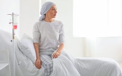 Nouă speranță în lupta cu cancerul: tratamentele revoluționare care antrenează corpul