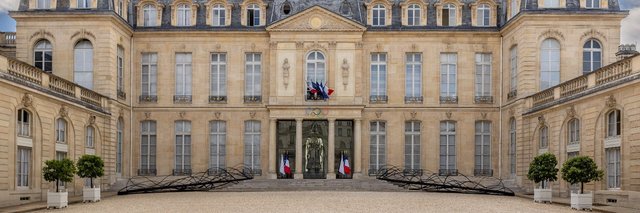 Poliția franceză, respinsă la Elysee: Scandal uriaș de favoritisme și corupție