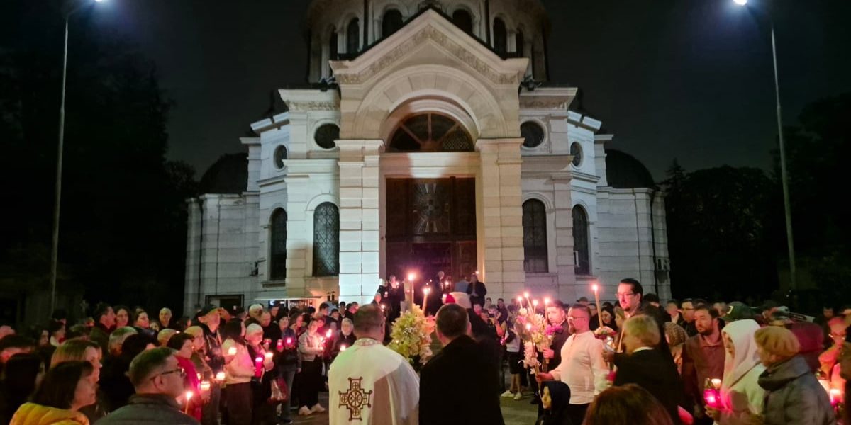 Când pică PAȘTELE în 2027? Sărbătoarea, lipită de minivacanța de 1 Mai