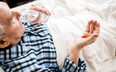 Obiceiuri banale care-ți distrug sănătatea. Atenție la ce faci după medicamente