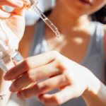 Peptidele, noul elixir al tinereții? Promisiuni false și riscuri mari