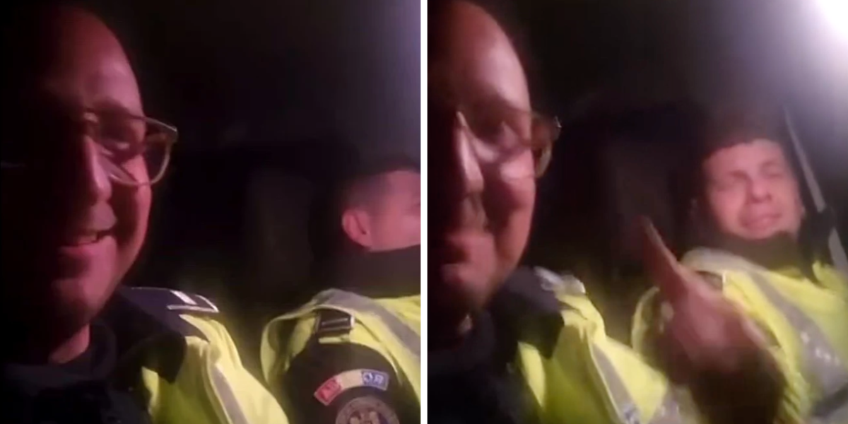 Săriți permisele, pe ritm! Doi agenți, chef la volanul mașinii de serviciu