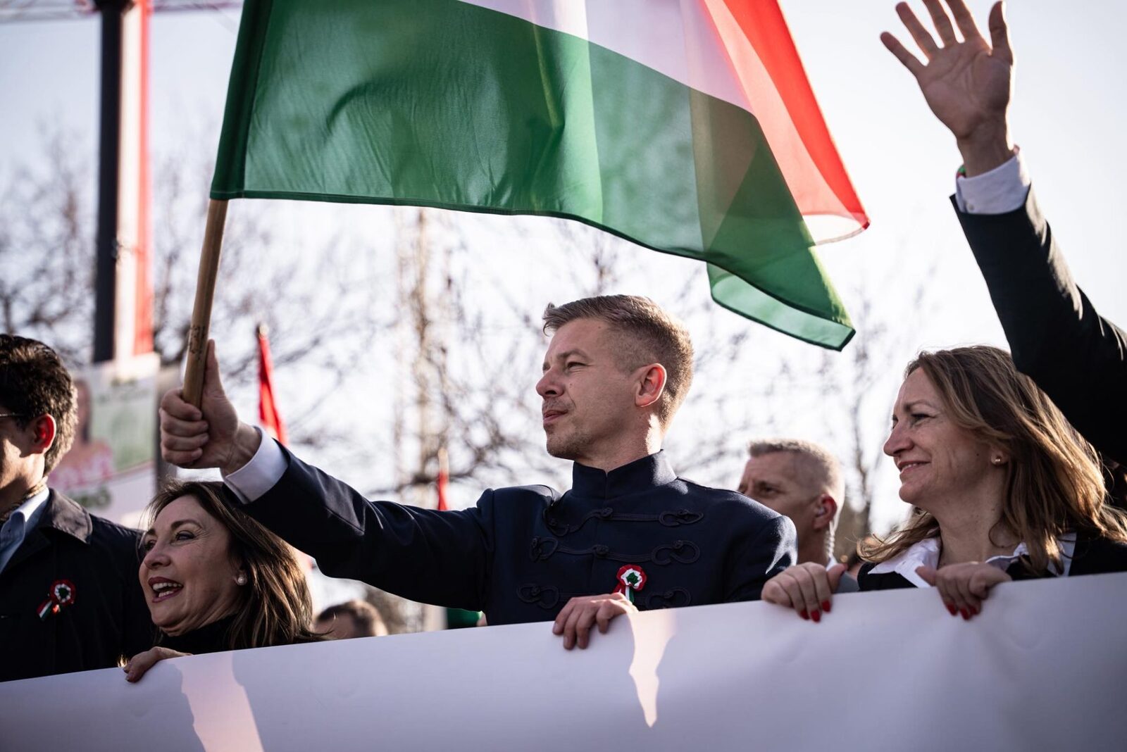 Ungaria: Partidul Tisza, prins între Bruxelles și suveranismul „soft”