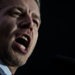 Simion, dans macabru pe morminte. UDMR, complice în minciunile lui