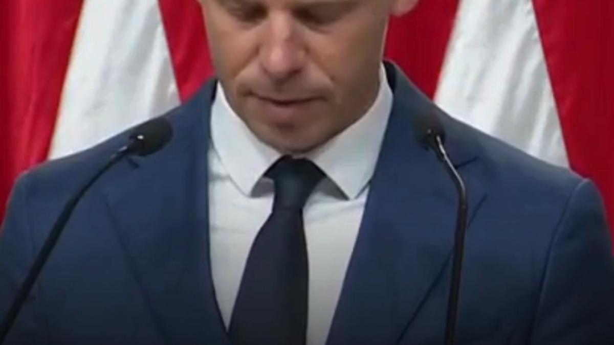 Magyar: Orban, acuzat că calcă pe morminte pentru a-l susține pe Simion