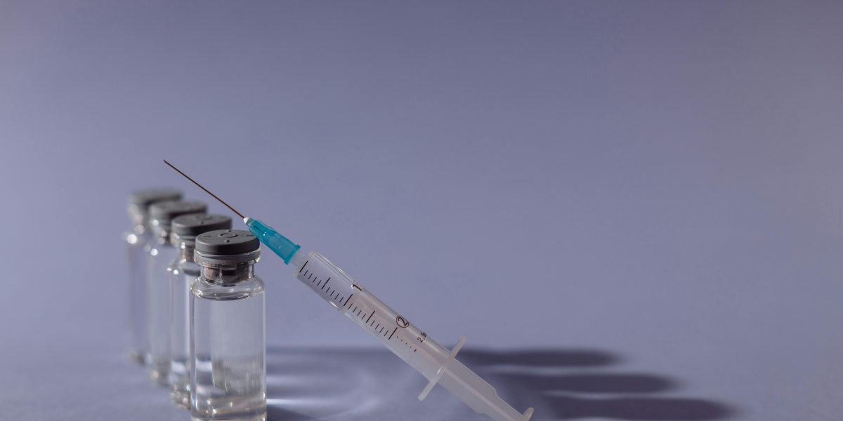 Europa: Vaccinarea avansează, rujeola și tusea convulsivă revin
