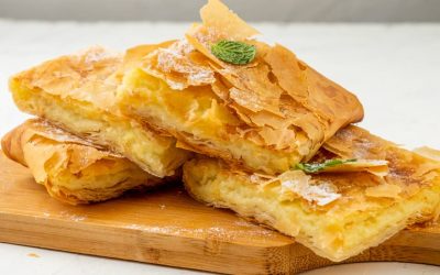 Bougatsa, deliciul grecesc cu cremă: Rețeta vedetă din Thessaloniki