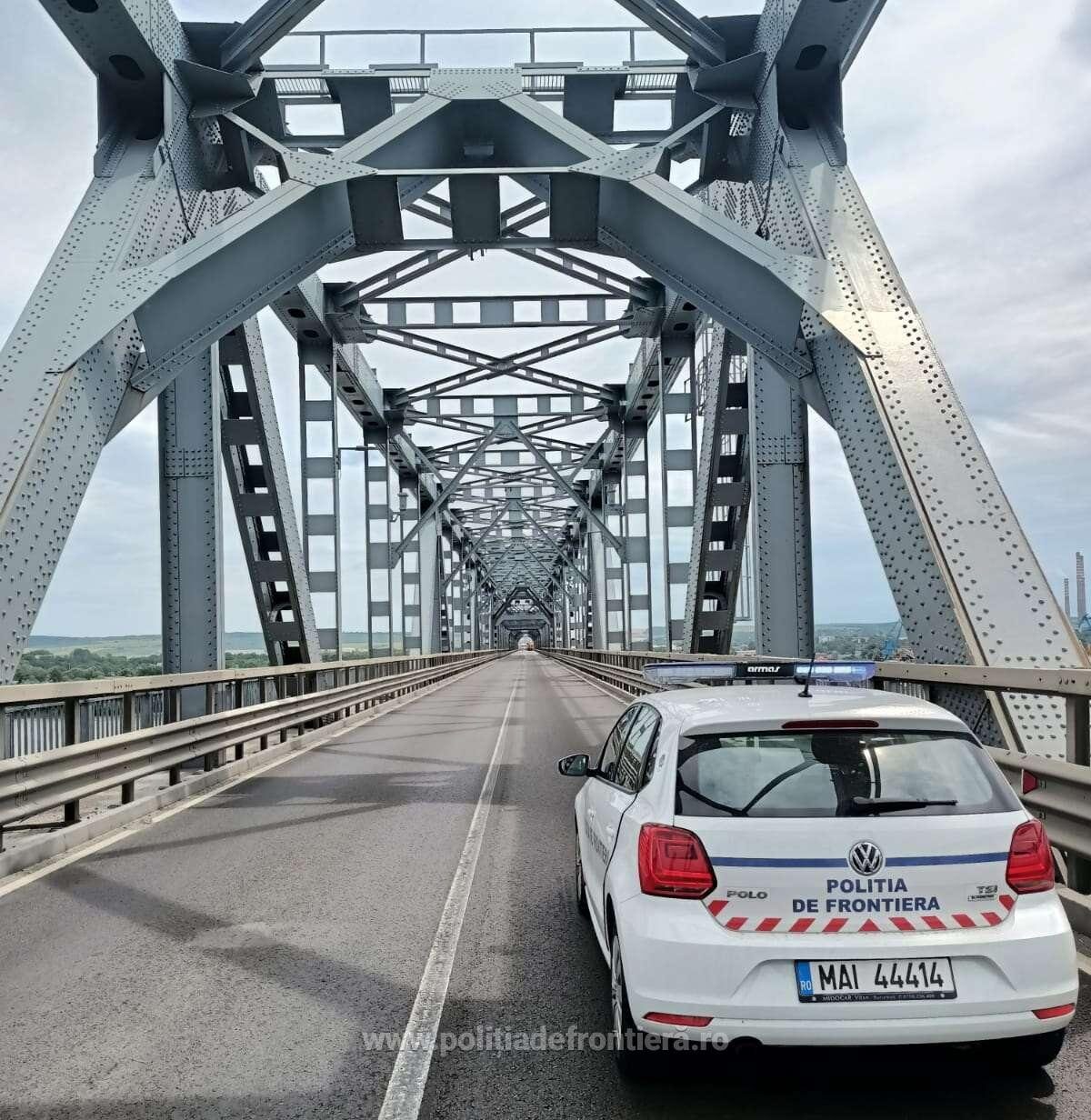 Liniște pe șosele în a doua zi de Paște: Românii, la odihnă