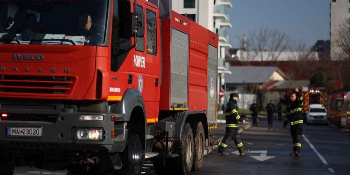 Accident grav pe DN1A, la Boldești-Scăeni: Pompierii intervin pentru victime