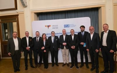 Producția industrială a scăzut, investitorii germani avertizează asupra blocării investițiilor în România Producția industrială a României a înregistrat o scădere de 3,8%, iar vânzările din retail au coborât cu 6,5%