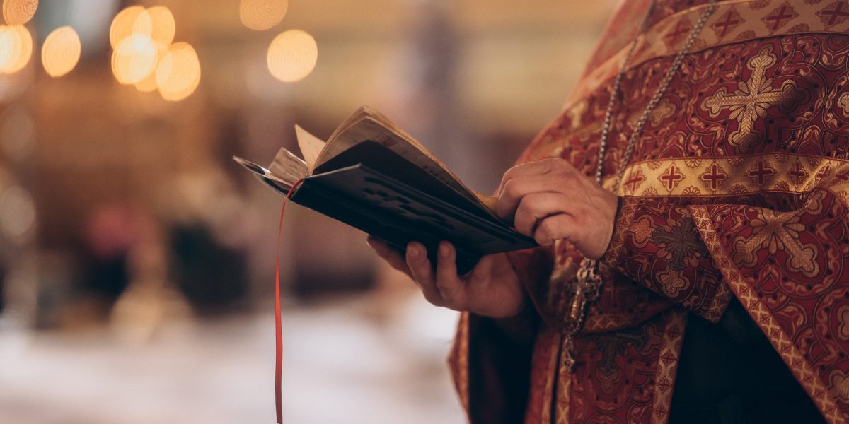 De ce e vitală Spovedania? Preot: „Curățăm” sufletul de păcate