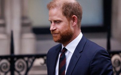 Harry, dat în judecată pentru defăimare de propria fundație caritabilă