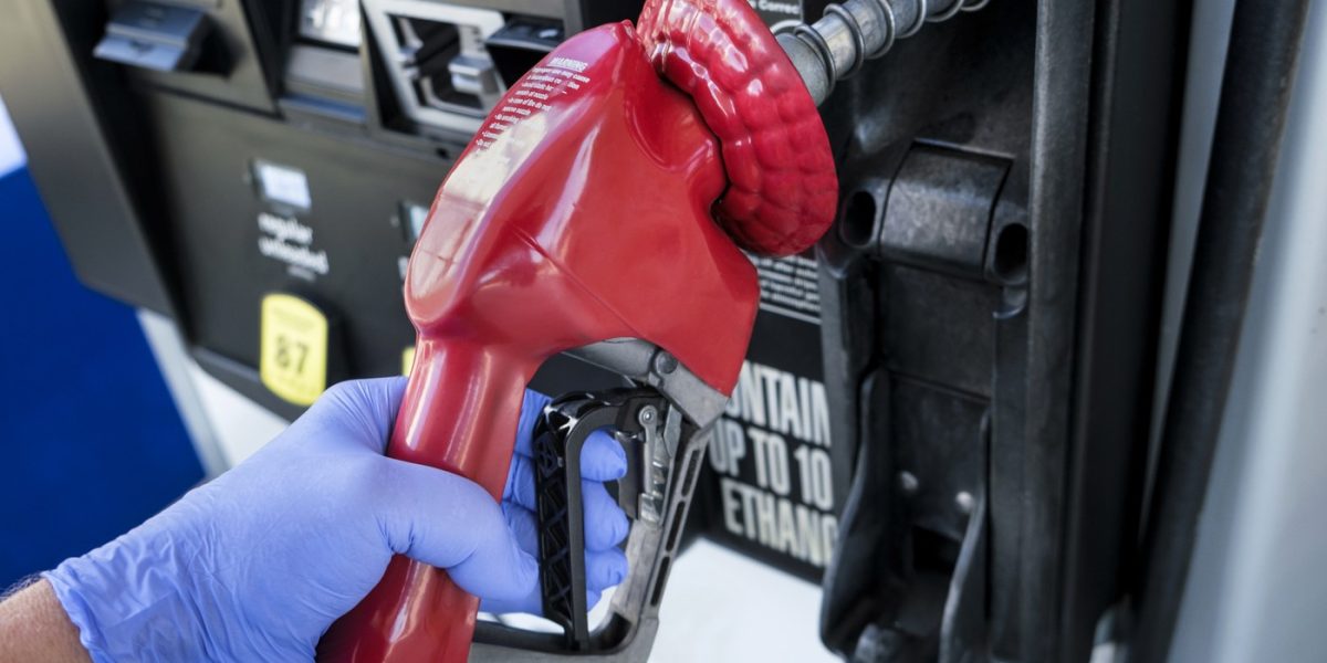 Cât costă combustibilul în Bulgaria? Românii fac plinul: merită deplasarea?