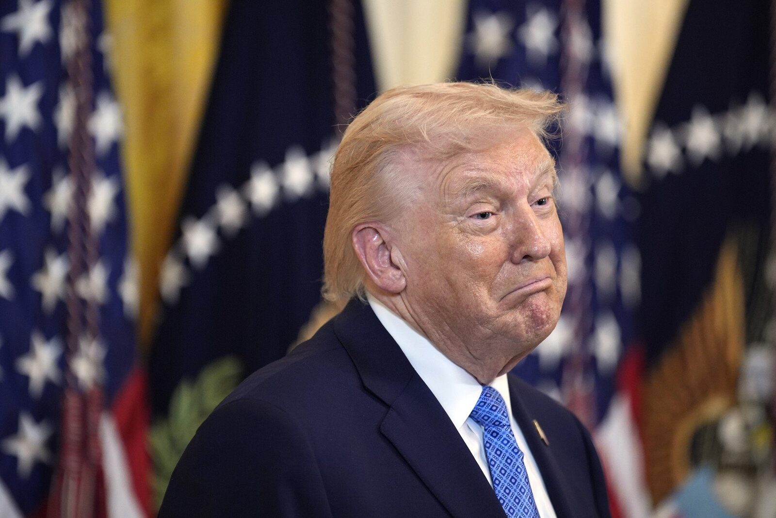 Portul Anaklia din Georgia, propus să primească numele lui Donald Trump Portul Anaklia, situat în Georgia și considerate cea mai profundă cale de acces în Marea Neagră, ar putea fi botezat după fostul președinte american Donald Trump, a susținut recent politicianul georgian Irakli Rujadze