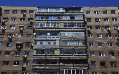Un apartament din București, listat la prețul de 91.000 de euro, necesită o renovare completă, ceea ce face ca suma să fie doar un punct de plecare pentru viitorul proprietar